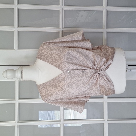 Lucy Paris Katia Leopard Twist Top - Blush - Picture 4 of 15